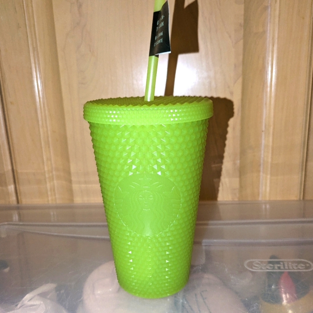 Htf starbucks glow in the dark tumbler. Medium size. Never used